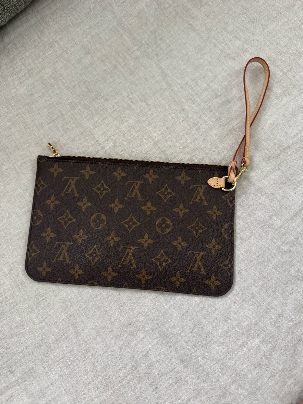 Louis Vuitton Wristlet Pouch - Picture 3 of 6